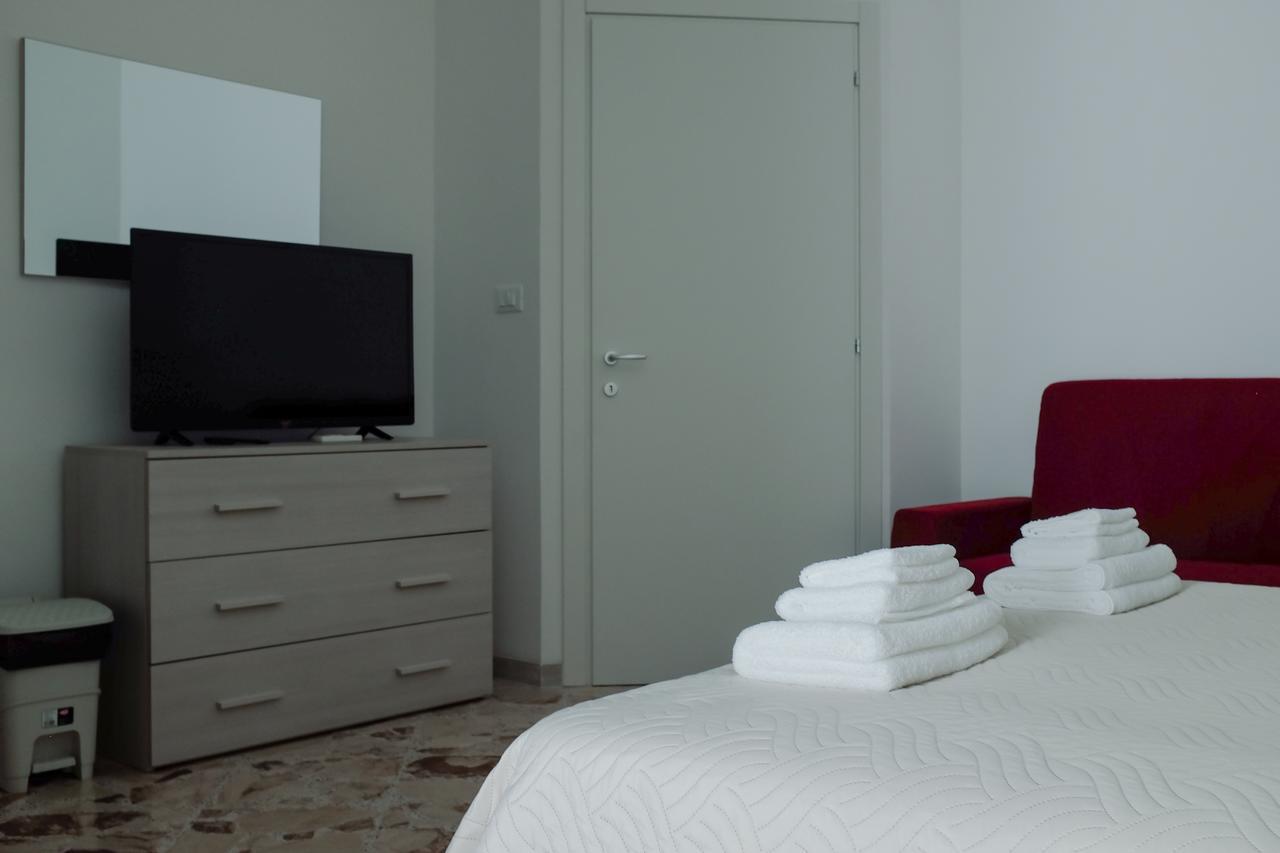 B&B A Casa Di Paola レッチェ エクステリア 写真