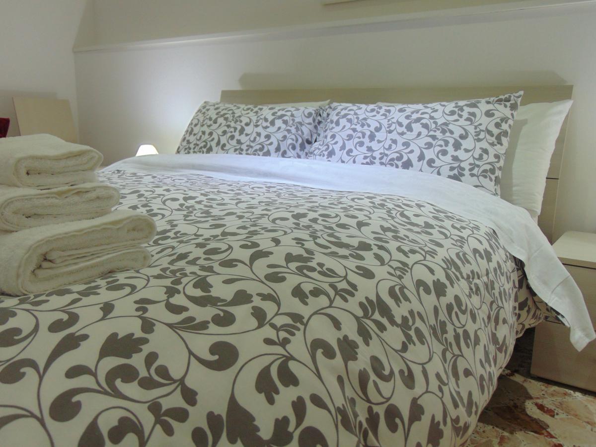 B&B A Casa Di Paola レッチェ エクステリア 写真