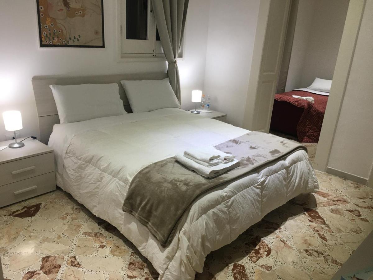B&B A Casa Di Paola レッチェ エクステリア 写真